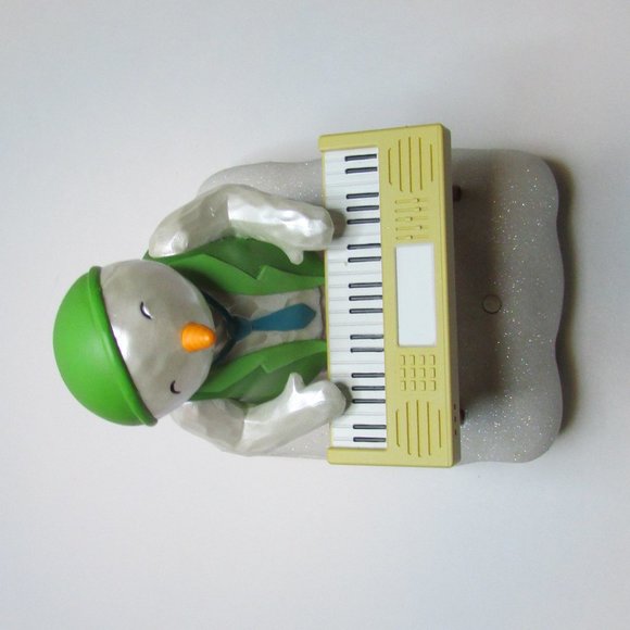 Hallmark wireless snowman band keyboard Ken figure Christmas winter decor - Picture 6 of 7